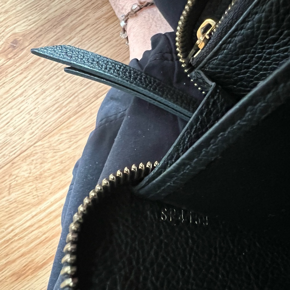 GORGEOUS Louis Vuitton Black Monogram Embossed Zip Wallet with Gold Hardware - Picture 13 of 14